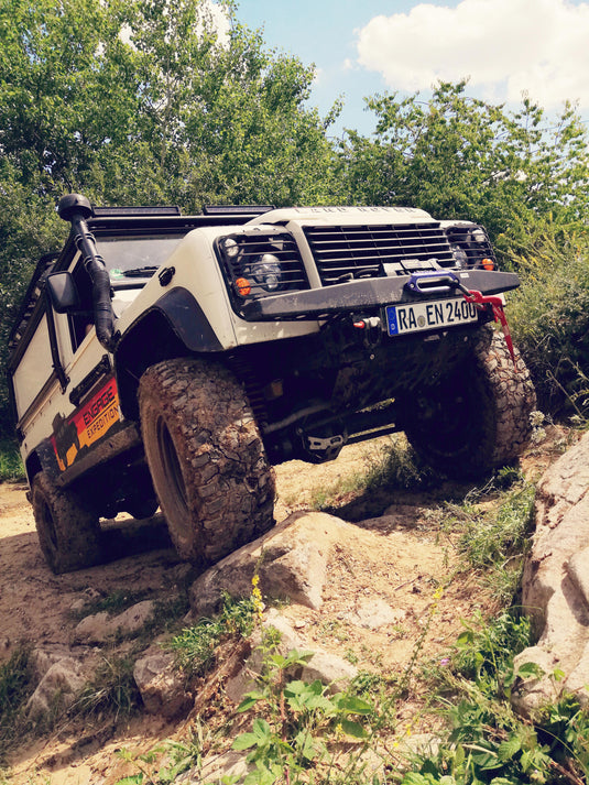 ENGAGE4X4 High Mobility Defender