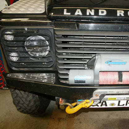 ENGAGE4X4 Windenstoßstange mit Ramseyseilwinde an Defender TD4