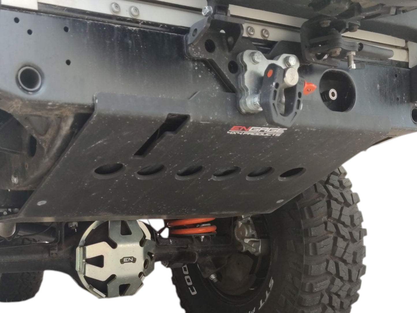 Differentialschutz für den Land Rover Defender 110 und 130 Hinterachse