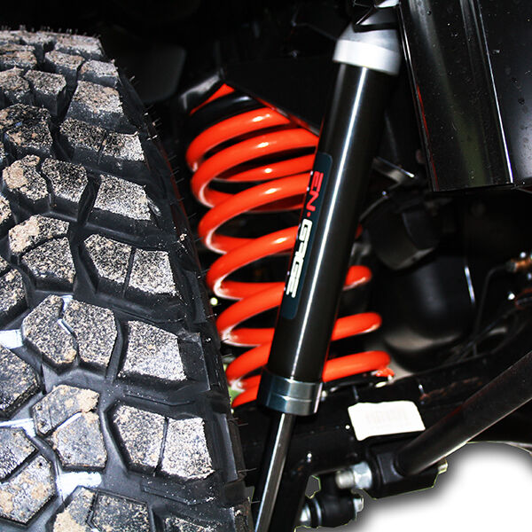 Załaduj obraz do przeglądarki galerii, https://4ward4x4.cstatic.io/media/6f/ab/e9/1670579742/federn-lr1.jpg
