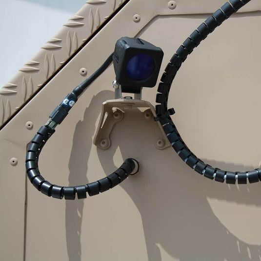 https://4ward4x4.cstatic.io/media/7d/87/2d/1670579685/halterung-antenne-scheinwerfer2o8lz2jbrbhxog.jpg