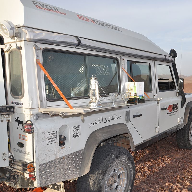 Load image into Gallery viewer, https://4ward4x4.cstatic.io/media/e0/30/4e/1670579734/tempsandblechhalter.jpg
